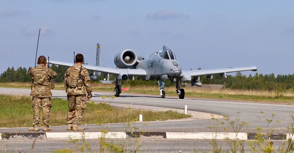 Hiện tại, nước này còn mở thêm các căn cứ quân sự mới ở Ba Lan. Ví dụ như hồi tháng năm vừa rồi, Mỹ mở thêm căn cứ sân bay quân sự Miroslawiec ở Ba Lan với trang bị các máy bay không người lái MQ-9 hiện đại bậc nhất của Không quân nước này. Nguồn ảnh: BI.