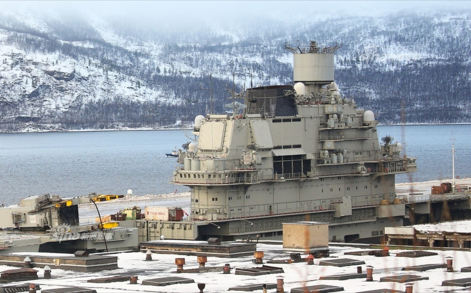 Đô đốc Kuznetsov hiện là tàu sân bay duy nhất Hải quân Nga sở hữu, quá trình sửa chữa tàu sân bay Kuznetsov dự kiến sẽ kéo dài tới năm 2020. Nguồn ảnh: Sina.