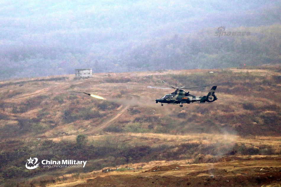 Cuộc tập trận huy động chủ yếu là các trực thăng Z-19 cùng với các trực thăng tấn công Z-10 cũng như trực thăng vận tải Z-8. Nguồn ảnh: Sina.
