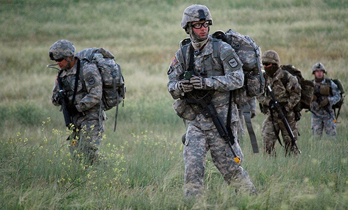  Vệ binh quốc gia là một trong năm binh chủng cấu thành sức mạnh của lực lượng vũ trang Mỹ, thậm chí lực lượng này còn tồn tại lâu đời hơn cả nước Mỹ là lực lượng dự bị động viên quan trọng của Quân đội Mỹ trong mọi tình huống, bảo vệ an ninh của nước Mỹ từ bên trong cũng như bên ngoài. Nguồn ảnh: Flickr.