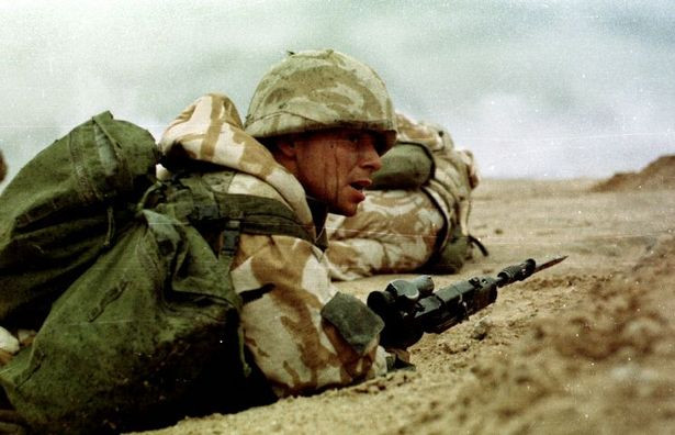 Cái nắng ở chảo lửa Trung Đông mới chính là kẻ thù lớn nhất của quân Anh cũng như đối với mọi đội quân tới từ xứ ôn đới khác đặt chân tới chiến trường này. Nguồn ảnh: Warhistory.