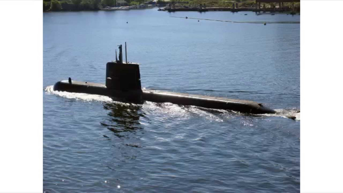 Các ưu điểm của việc đóng tàu ngầm sử dụng động cơ đẩy AIP so với tàu ngầm hạt nhân là quá dễ dàng nhận biết. Tuy nhiên lợi thế lớn nhất mà các tàu ngầm sử dụng động cơ AIP có được đó là giá thành đóng mới và chi phí vận hành rẻ hơn nhiều. Nguồn ảnh: Thearchive.