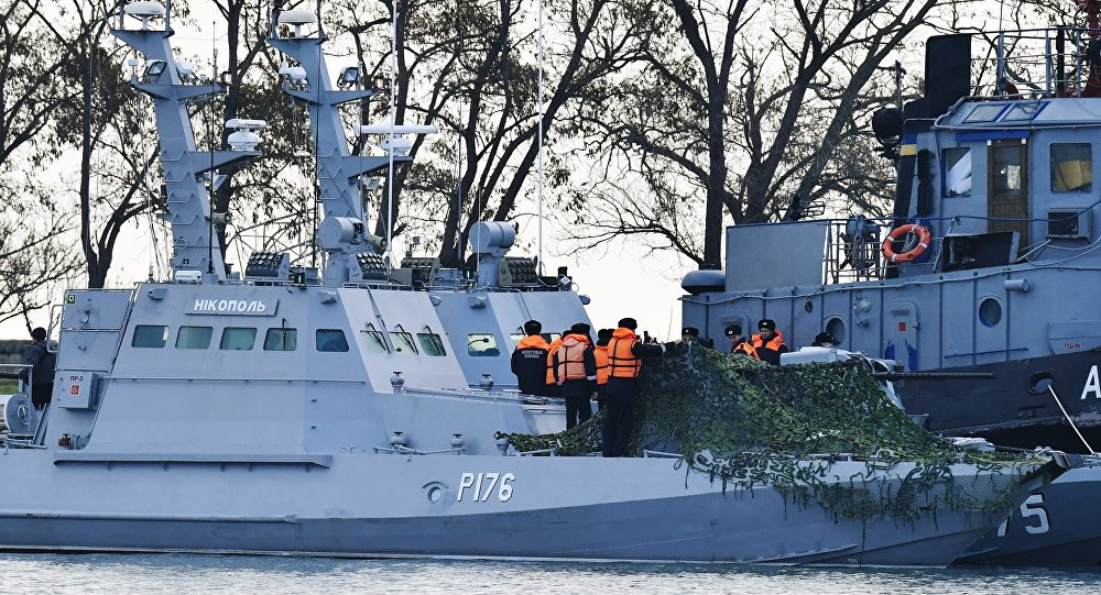 Hiện vẫn chưa rõ Nga sẽ xử lý như thế nào với ba tàu Ukraine bị bắt giữ này. Theo thông lệ quốc tế, nếu các tàu của Ukraine thực sự đã xâm phạm lãnh hải Nga thì Nga hoàn toàn có thể lựa chọn giữa việc tịch thu hoặc... đánh chìm các tàu này thay vì trao trả lại cho phía Ukraine. Nguồn ảnh: Defence.