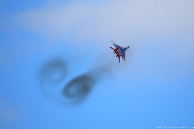 Từ năm 2008 tới nay, đội bay trình diễn Chim Yến của Không quân Nga chỉ có duy nhất 8 phi công, không có phi công dự bị. Nguồn ảnh: Mix25.