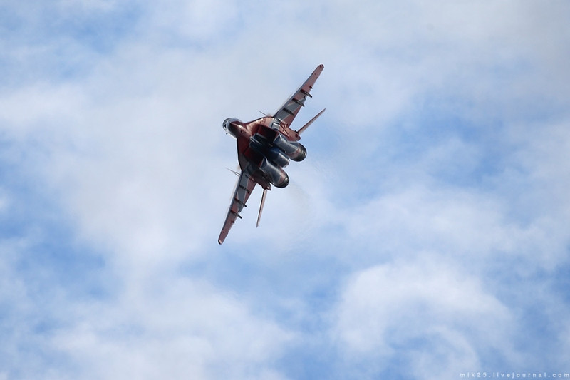 Đây là buổi trình diễn cuối cùng của phi đội Chim Yến trong tour lưu diễn tới các thành phố lớn ở Nga diễn ra suốt từ mùa hè năm 2018 tới nay. Nguồn ảnh: Mix25.