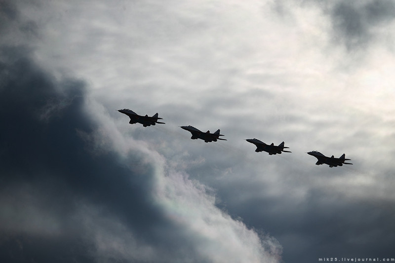 Trong buổi biểu diễn ở Kazan vừa rồi, chỉ có 4 chiếc MiG-29 của Chim Yến tham dự. Nguồn ảnh: Mix25.