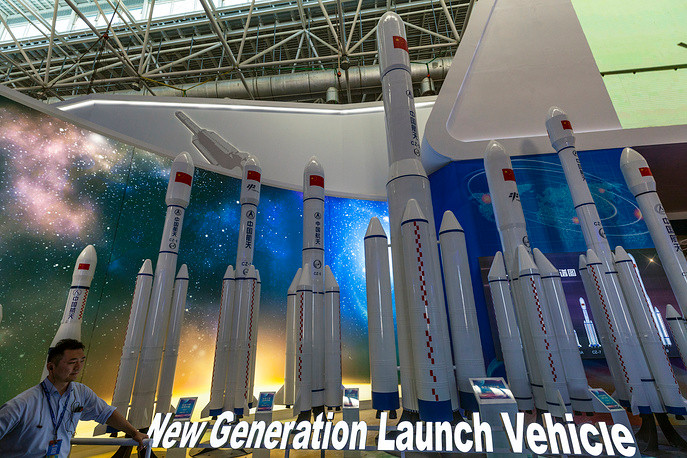 Các loại tên lửa đẩy - thành tựu đáng tự hào bậc nhất của nền công nghiệp vũ trụ Trung Quốc cũng có mặt trong triển lãm năm nay. Nguồn ảnh: TASS.