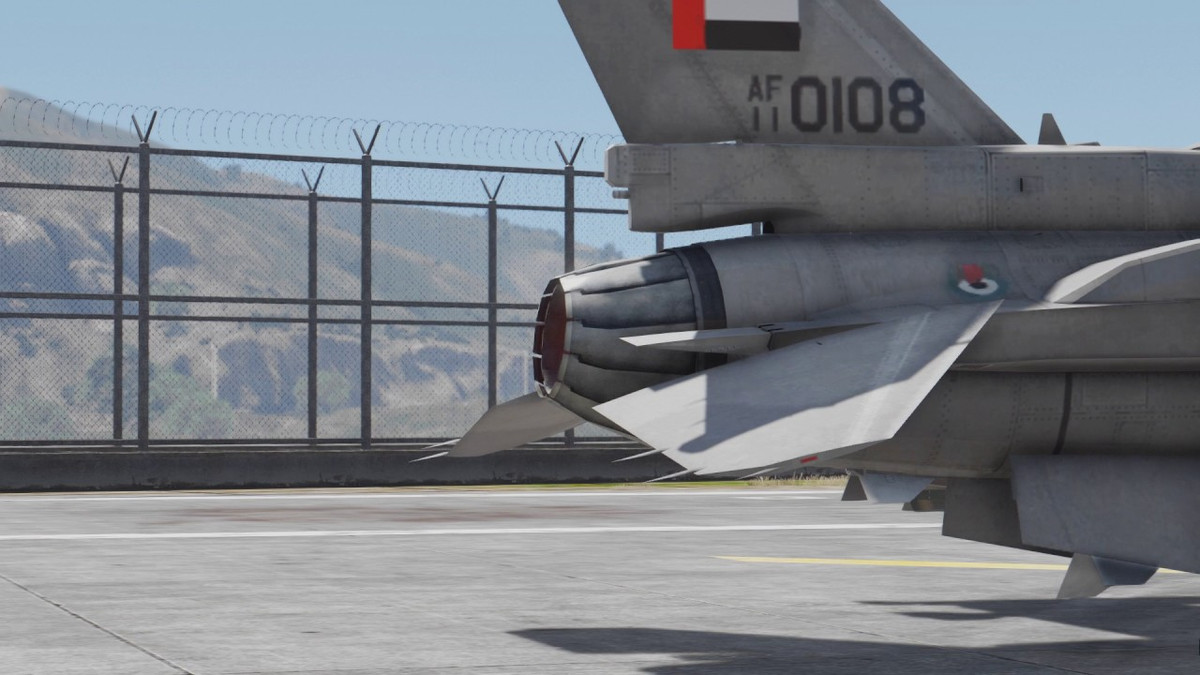 Chiến đấu cơ Rafale sử dụng động cơ đẩy 2D với việc hướng luồng khí phản lực lên phía trên để ấn đuôi máy bay xuống khi cất cánh. Việc ấn đuôi máy bay xuống sẽ giúp đầu máy bay được ngóc lên, giảm khoảng cách chạy đà. Nguồn ảnh: Simulator.