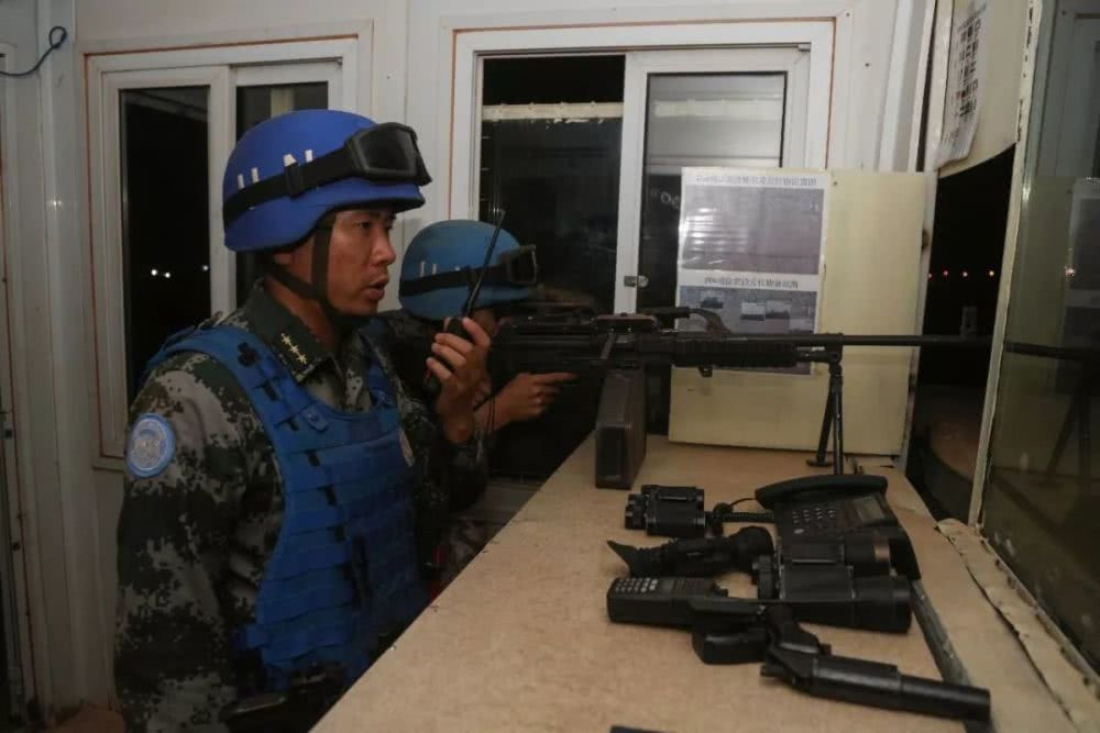 Gần đây nhất là hôm 12/11/2018 vừa rồi, phiến quân Hồi giáo Mali đã cho kích nổ một xe bom cách doanh trại của quân đội Trung Quốc ở Mali chỉ 3 km, buộc toàn bộ lính Trung Quốc trong doanh trại này phải vào vị trí trực chiến báo động. Nguồn ảnh: QQ.