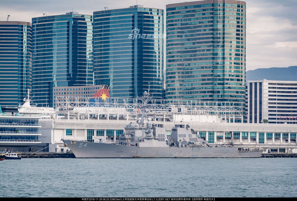 Được Hải quân Mỹ đặt hàng đóng mới từ năm 1988, tàu USS Curtis Wilbur chính thức được đặt lườn từ năm 1991 và hạ thuỷ sau đó chỉ một năm. Tới ngày 19/3/1994, tàu được hạ thuỷ và hiện tại đang đóng quân ở cảng Yokosuka, Nhật Bản. Nguồn ảnh: Sina.