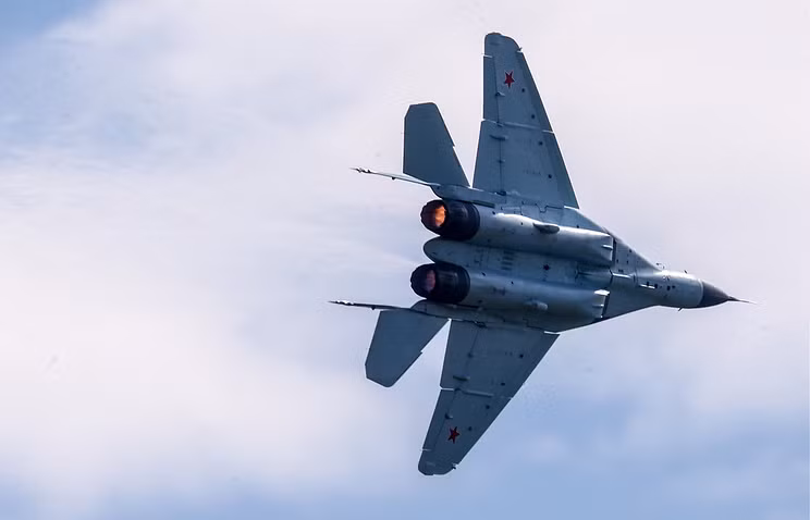 Theo thông tin mới nhất được TASS đăng tải, chiến đấu cơ MiG-35 của không quân Nga sẽ sớm nhận "gói nâng cấp" hệ thống radar quét mạng pha chủ động (AESA) tối tân. Nguồn ảnh: TASS.