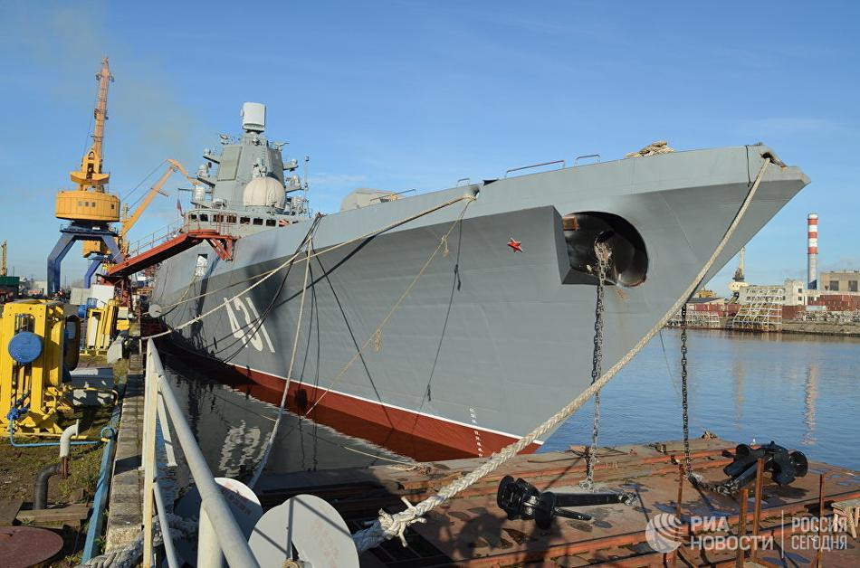 Được đóng theo lớp tàu khinh hạm Đô đốc Gorshkov hay còn có tên gọi Đề án 22350, Đô đốc Kasatonov được coi là một trong những khinh hạm hiện đại nhất của Hải quân Nga hiện nay. Nguồn ảnh: RIA.