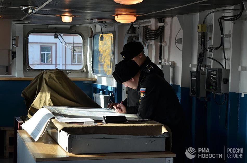 Hệ thống radar trên tàu được trang bị tới tận răng bao gồm hệ thống radar cảnh phòng không Furke-4 5P-27 làm radar chính có khả năng phát hiện, theo dõi mọi mục tiêu trên không và trên biển kèm theo radar quét mảng chủ dộng 5P-20K 4 mặt. Nguồn ảnh: RIA.