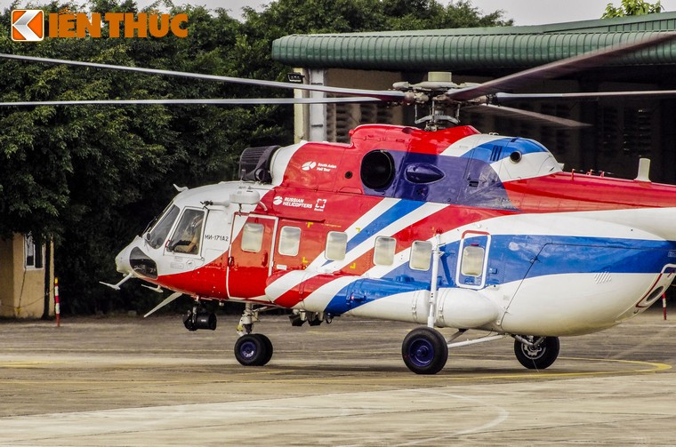 Thu hút được nhiều sự chú ý hơn cả trong buổi trình diễn của Russian Helicopter tại sân bay Gia Lâm chiều 16/11 đó là trực thăng Mi-171A2.