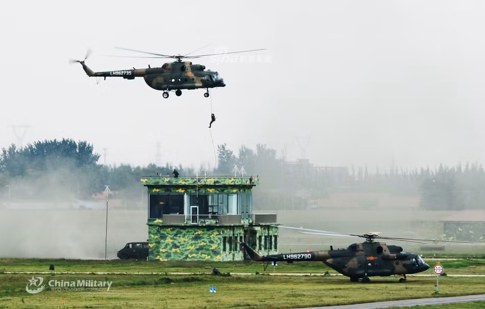 Với khả năng cơ động cao, chi phí bảo dưỡng và vận hành tiết kiệm, Mi-171 đã là một trong những loại trực thăng phổ biến bậc nhất trên thế giới. Nguồn ảnh: Renmin.