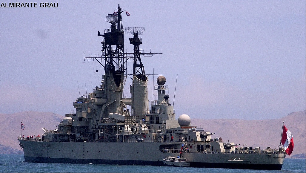 Năm 1973, tàu De Ruyter được Hà Lan bán cho Hải quân Peru và được mang tên Almirante Grau. Hải quân Peru tiếp tục sử dụng Almirante Grau tới tận năm 2017 mới chính thức cho nó về hưu. Nguồn ảnh: Grau.