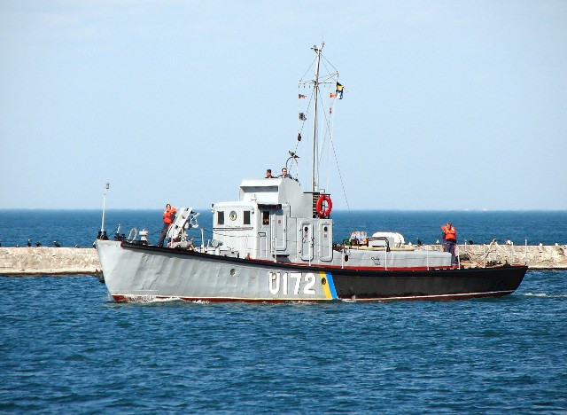 Có số lượng đông thứ hai trong biên chế hải quân Ukraine là các tàu tuần tra được đóng theo lớp Yaroslavets với số lượng 4 tàu. Tuy nhiên các tàu này cũng chỉ có gián nước 37 tấn và được ra đời từ đầu thập niên 70 của thế kỷ trước. Nguồn ảnh: Navalsorce.