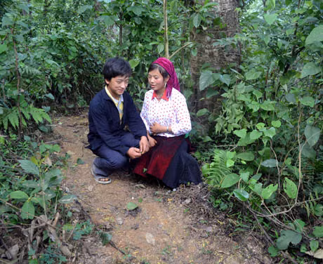 Những người đến đây là những người có tình yêu dang dở. Họ đến, trao nhau yêu thương sau một đêm. Sáng mai khi chợ tan, tình tan, họ lại trở về sống với người chồng, người vợ, mà không có sự hờn ghen, trách móc...