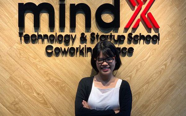 Năm 2015, bước ngoặt thực sự đến khi Nguyễn Thị Thu Hà trở thành đại sứ sinh viên Google tại Việt Nam và có cơ hội đi nhiều nước ở Đông Nam Á. Những chuyến đi quý giá đã mở ra cho cô gái trẻ một cánh cửa mới.