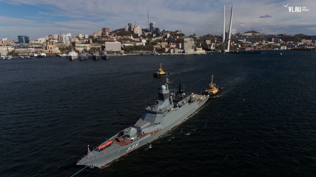 Tàu hộ vệ 20380 chắc chắn vượt trội 6 chiếc tàu tuần dương – khu trục đóng dưới thời Liên Xô ở khả năng tàng hình. Nguồn ảnh: BMPD