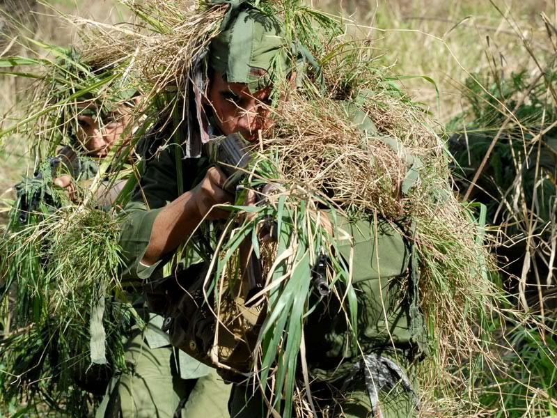Quân đội Cuba từng là lực lượng quân sự đáng gờm ở Mỹ - Latinh những năm 1970-1980 khi nhận nhiều trang bị quân sự hiện đại từ Liên Xô (cũ) như xe tăng T-62, xe chiến đấu bộ binh BMP-2, tiêm kích MiG-23, MiG-29.... Nguồn ảnh: worldmilitaryintel