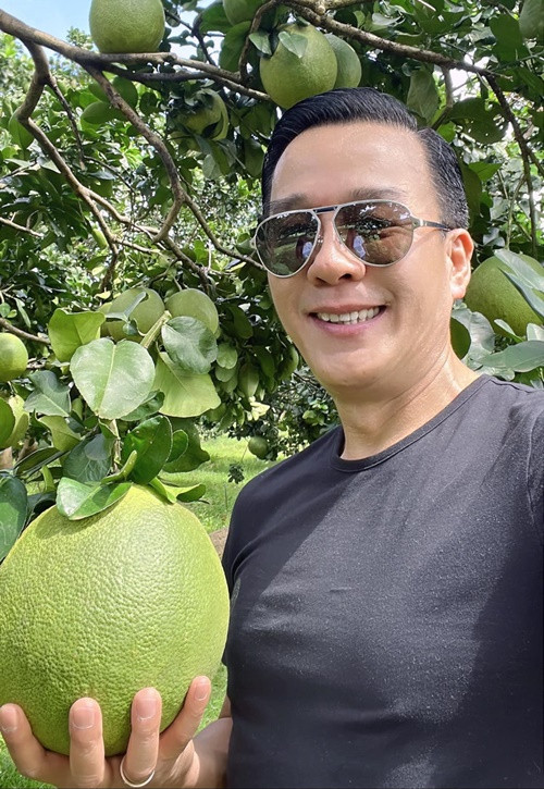 Trước tuyên bố chia tay của Hà Thanh Xuân, doanh nhân Thắng Ngô tỏ ra bất ngờ. Anh nói, Hà Thanh Xuân chỉ bị stress mà thôi.