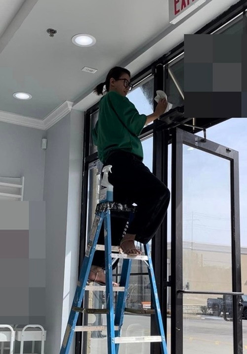 Gần đây, Trang Trần chia sẻ, cô mất việc làm lao công do bị đồng hương chơi xấu.