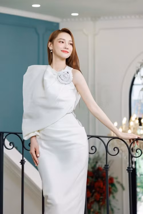 Nữ diễn viên chăm tập luyện để giữ phong độ nhan sắc. Ảnh: FBNV.