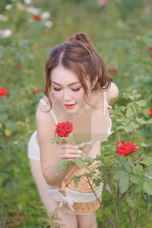 Cô nàng theo đuổi phong cách gợi cảm, trẻ trung, không phải kiểu kín đáo.