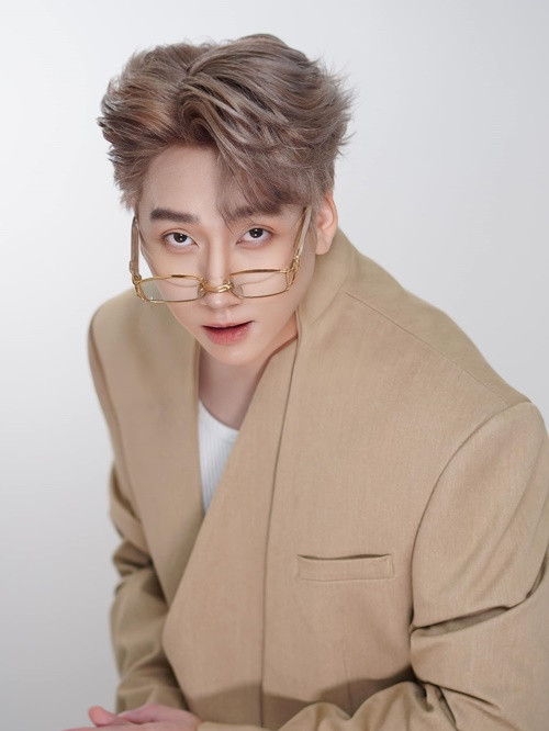 Bị chỉ trích nói chuyện khiếm nhã với Trang Pháp, Phát La chưa lên tiếng. Ảnh: FBNV.