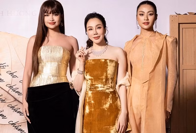 Mới đây, Ngọc Châu lộ vóc dáng đẫy đà và gương mặt khác lạ tại sự kiện. Ảnh: Znews.