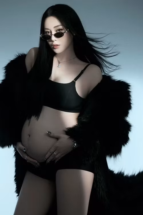 Thần thái của nữ diễn viên phim Hương vị tình thân nhận được vô số lời khen ngợi từ phía cư dân mạng.