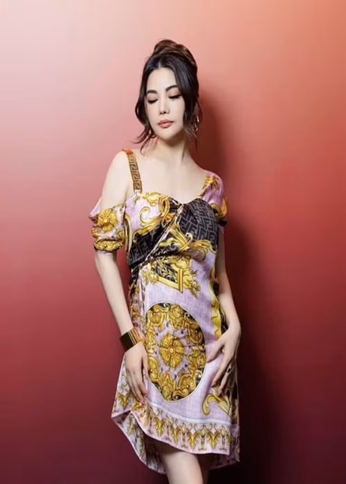 Trương Ngọc Ánh chia sẻ, cô làm việc chăm chỉ không kể ngày nghỉ.