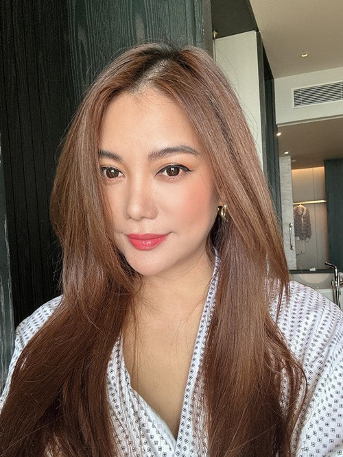 Trương Ngọc Ánh luôn tràn đầy năng lượng làm việc.