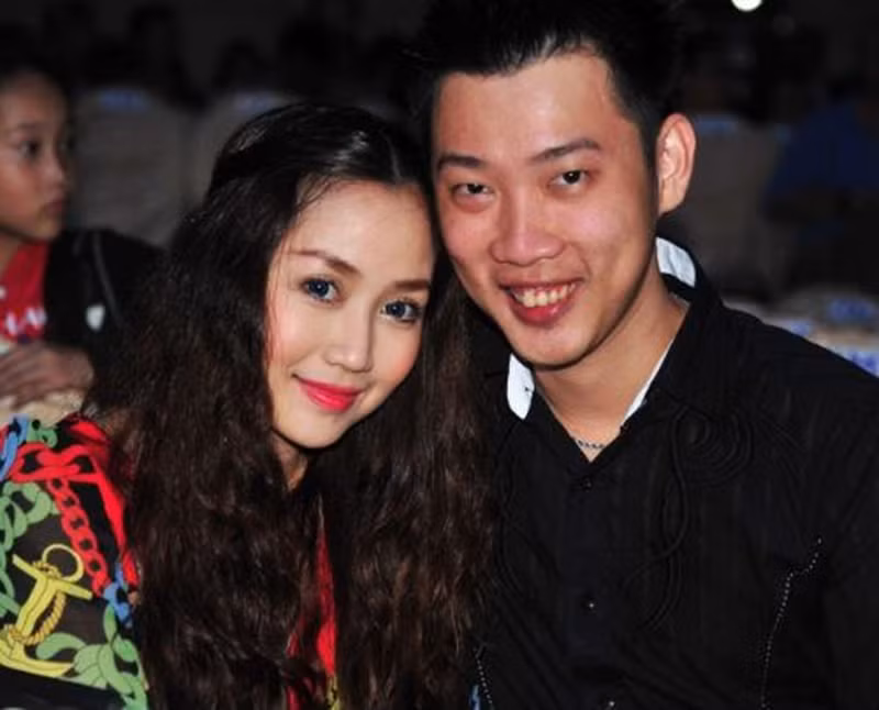 Vì không thích Ốc Thanh Vân bước vào showbiz, Minh Trí đã cãi vã và chia tay nữ MC khi cô thi vào trường nghệ thuật.