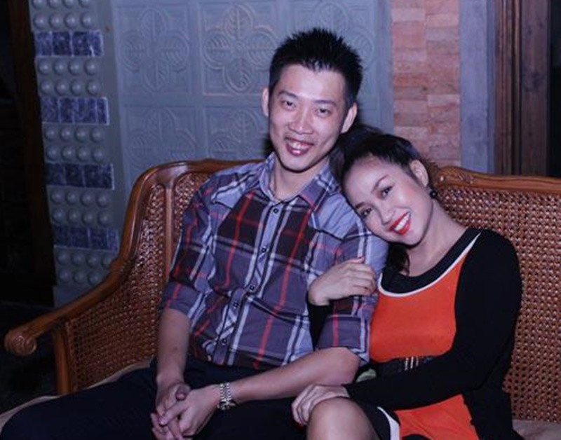 Vợ chồng Ốc Thanh Vân quen nhau vào năm 1999 khi học trung học phổ thông.