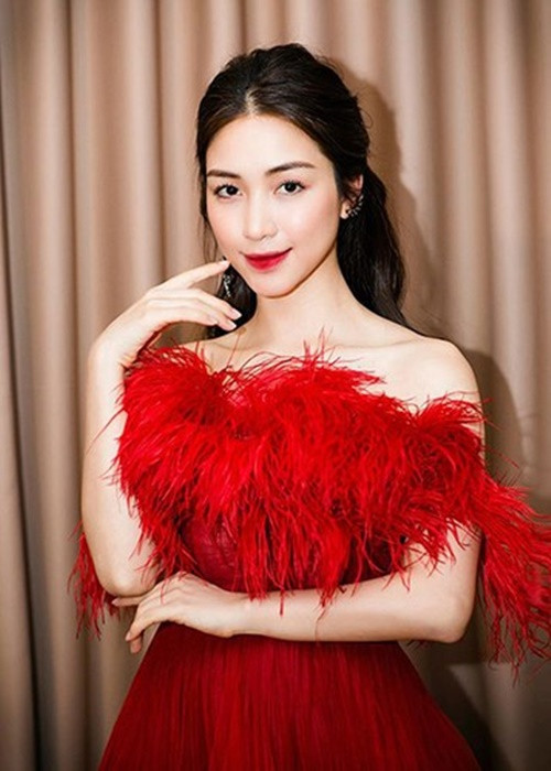 Hòa Minzy vướng lùm xùm đăng tải thông tin giả phát ngôn của Phó thủ tướng Vũ Đức Đam liên quan đến dịch COVID-19. Ngay sau đó, Hòa Minzy bị phạt 7,5 triệu đồng. Ảnh: FBNV.