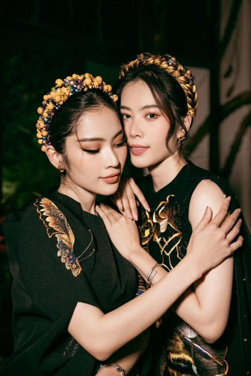 Mới đây, Lệ Nam tố Hữu Cường đã cô lập Nam Em. Cụ thể, chị gái của Nam Em viết: "Bây giờ Bùi Hữu Cường cô lập hết các mối quan hệ xung quanh Nam Em. Giờ cả em tôi cũng nghĩ không ai thương bả hơn ông Cường. Xin hãy cứu gia đình tôi". Tuy nhiên, không hiểu vì sao, Lệ Nam xóa dòng trạng thái này khỏi trang cá nhân. Ảnh: FBNV.