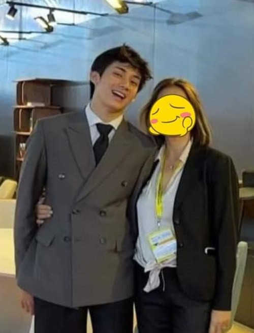 Matthis có phong cách thời trang lịch lãm. Ảnh: Người Đưa Tin.