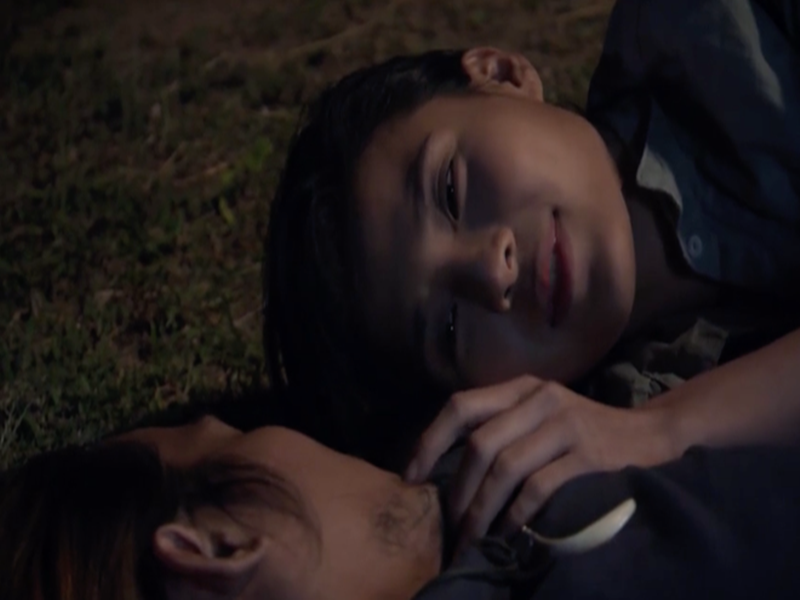 Vợ Lương Thế Thành cho hay, các cảnh nhạy cảm của cô trong Cát đỏ thường diễn ra trong bụi cây, chuồng cừu, chuồng ngựa. Ảnh: Dân Việt.