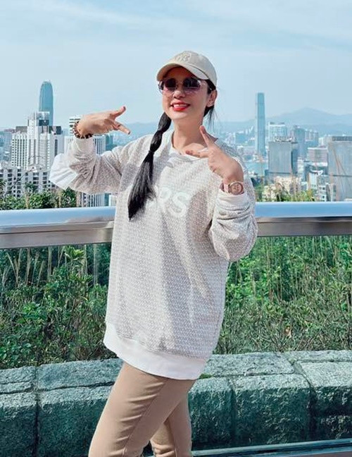 Nữ diễn viên khoe kết quả xét nghiệm máu tốt nhờ tập luyện.