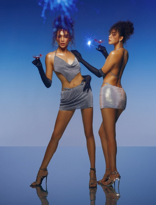 Võ Hoàng Yến có kỹ năng catwalk, chụp ảnh điêu luyện.