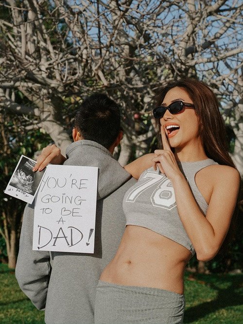 Vóc dáng của Võ Hoàng Yến hiện vẫn thon gọn.