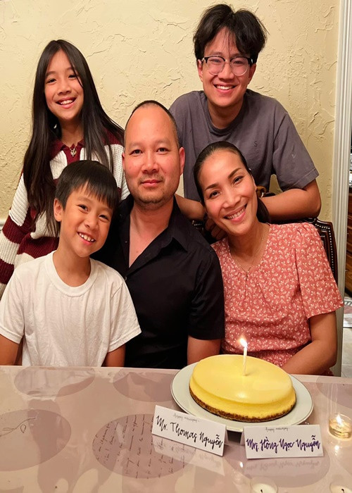 Các nhóc tì nhà nữ ca sĩ đều ngoan ngoãn, đáng yêu.