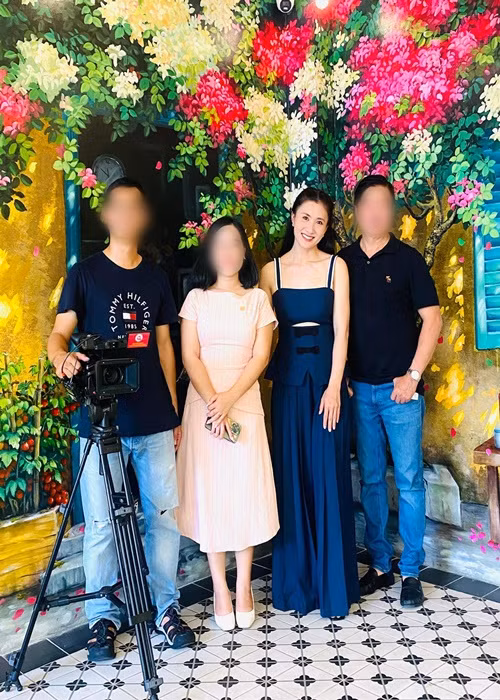 Về tin đồn là đại gia ngầm của showbiz, Nguyệt Ánh cho hay, cô không biết phải giải thích thế nào về tin đồn này, quan trọng là phải tự hiểu bản thân như thế nào. Ảnh: FBNV.