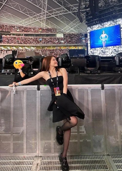 Hai chị em ca sĩ Thiều Bảo Trang (trong ảnh) - Thiều Bảo Trâm xem concert The Eras Tour của Taylor Swift. Ảnh: FBNV.