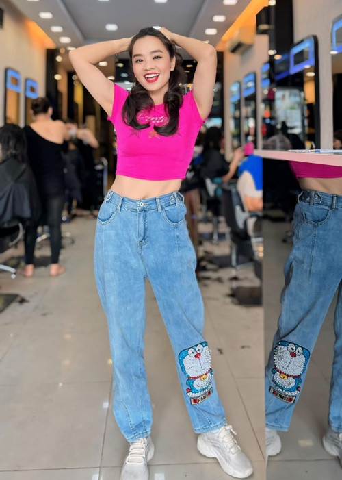 Diễn viên phim Người đẹp Tây Đô lắc vòng, đạp xe để duy trì vóc dáng thon gọn.