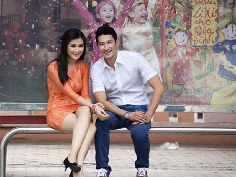 Huy Khánh và Mạc Anh Thư quen nhau khi đóng cặp trong phim Cảm hứng hoàn hảo. Đến tháng 3/2012, cả hai công khai hẹn hò. Ảnh: Công Thương.