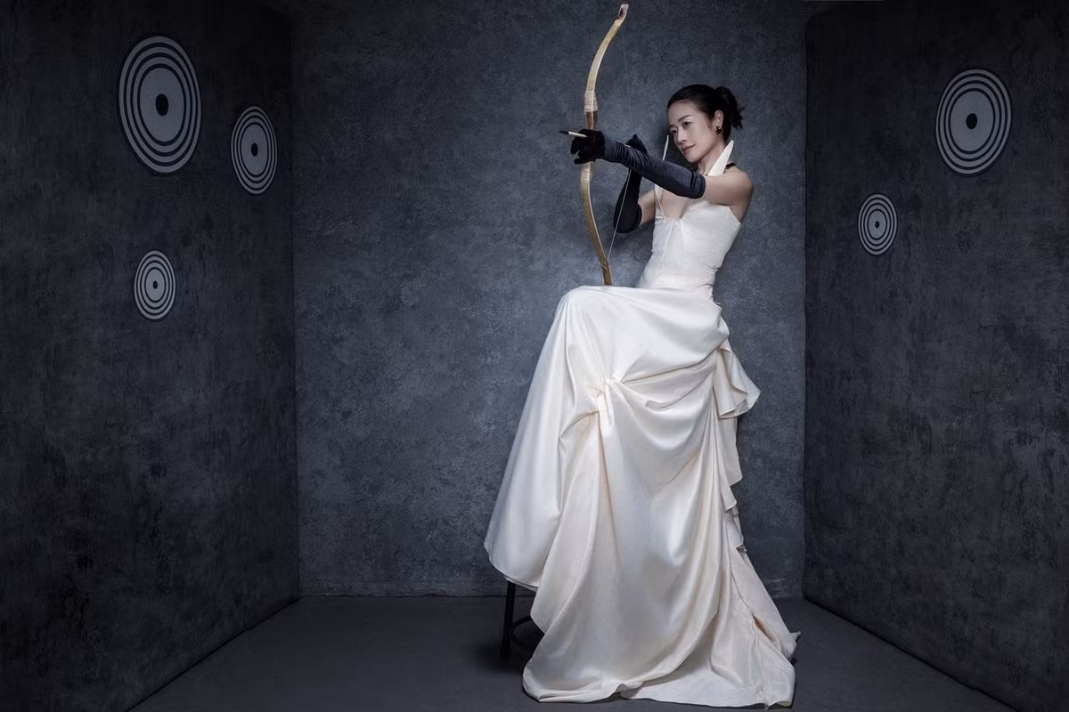 Mỗi tấm bia hay những điểm chinh phục, là những sự cân nhắc, trăn trở về cái đích hướng tới ở mỗi giai đoạn của người phụ nữ trong cuộc đời.