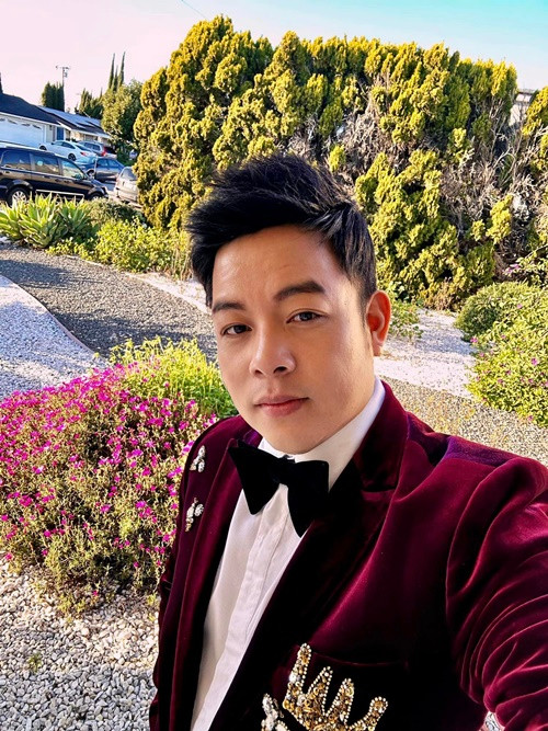 Nam ca sĩ sống độc thân sau 7 năm chia tay Thanh Bi. Ảnh: FBNV.